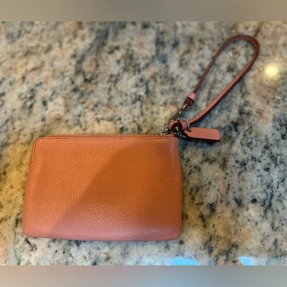 Coach Pink Leather wristlet. - Picture 9 of 11